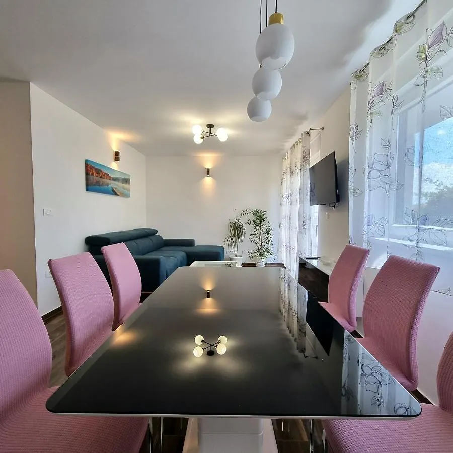 Apartments Happiness Trogir